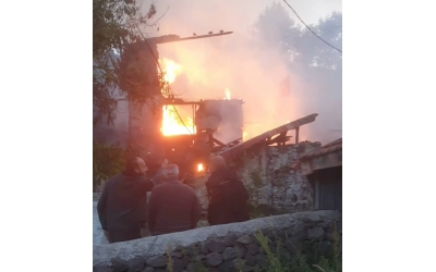 KÖYÜMÜZDE FECİ YANGIN