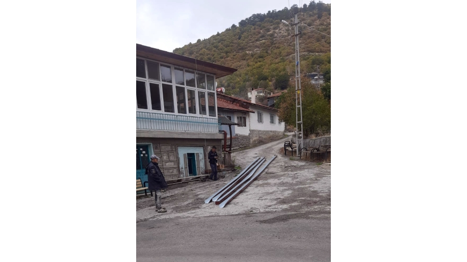 Köy camimizin tadilatı devam ediyor...