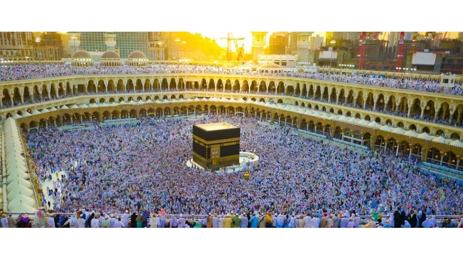 KÖYLÜLERİMİZDEN UMRE ÇIKARMASI