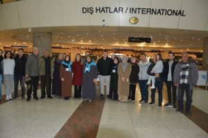 KÖYLÜLERİMİZDEN UMRE ÇIKARMASI