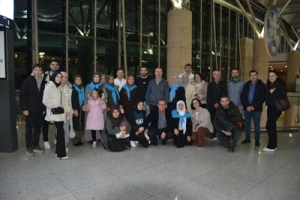 KÖYLÜLERİMİZDEN UMRE ÇIKARMASI